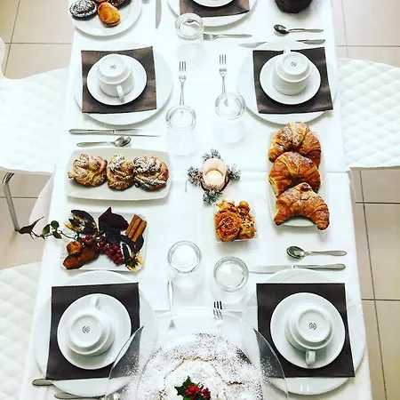 住宿加早餐酒店 Arfe' 3*